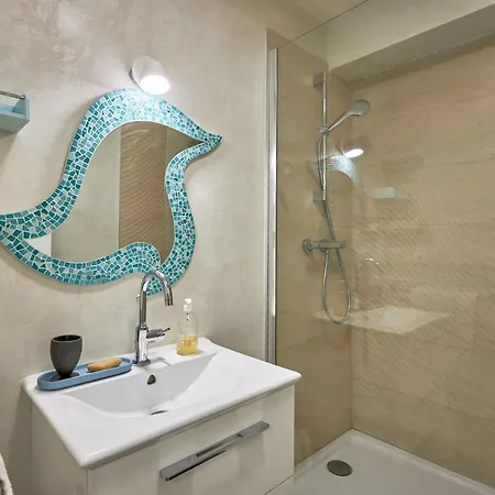 Overlord - Appt 300m Plage Apartment *